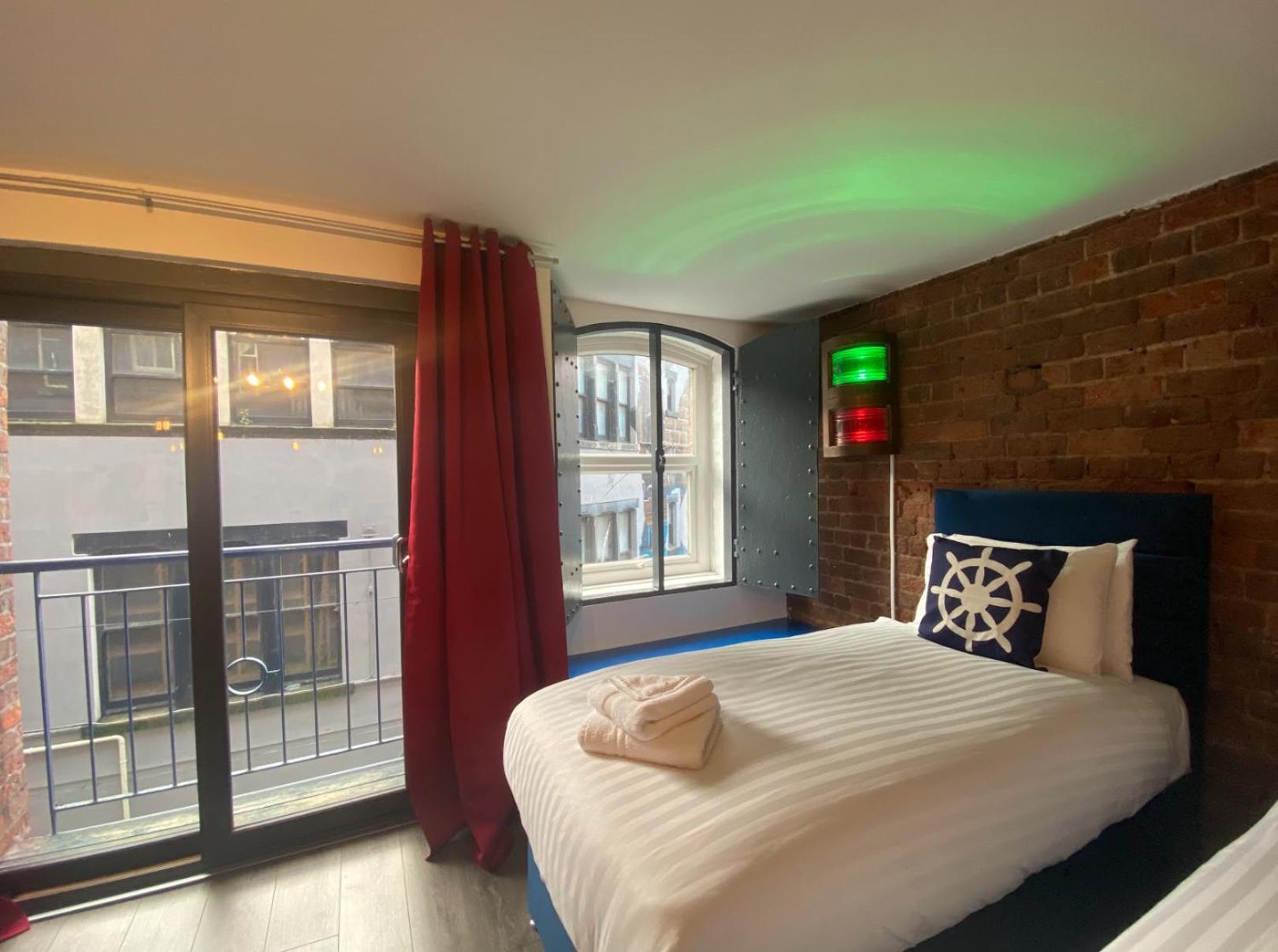 Rainford Gardens By Ustay Aparthotels Ливърпул Екстериор снимка
